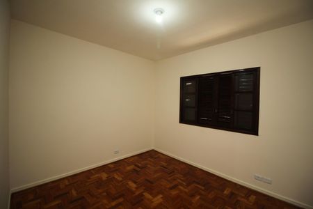 Casa para alugar com 178m², 3 quartos e 2 vagasQuarto 2