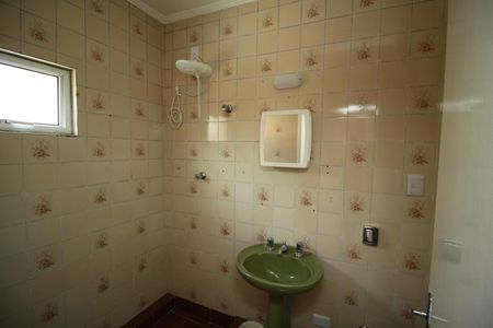 Casa para alugar com 178m², 3 quartos e 2 vagasBanheiro da Suíte