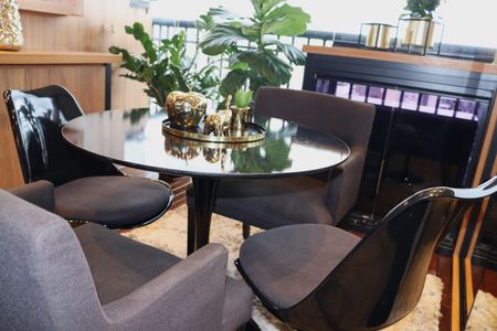 Apartamento à venda com 59m², 2 quartos e 1 vagaVaranda