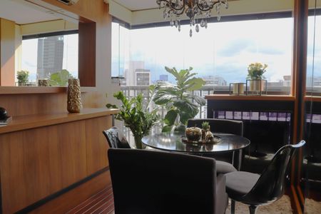 Apartamento à venda com 59m², 2 quartos e 1 vagaVaranda