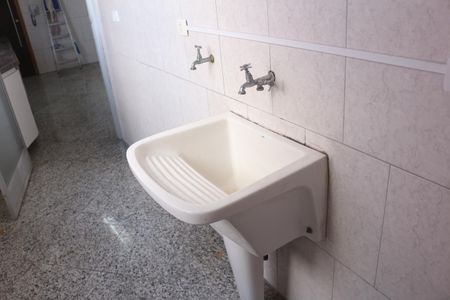 Apartamento para alugar com 106m², 3 quartos e 1 vagaÁrea de Serviço