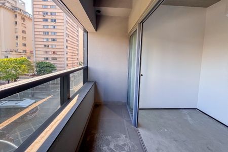 Sacada de kitnet/studio à venda com 1 quarto, 48m² em Jardim Paulista, São Paulo