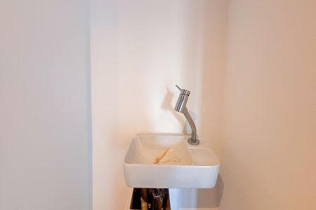 Banheiro de kitnet/studio à venda com 1 quarto, 20m² em Jardim Paulista, São Paulo