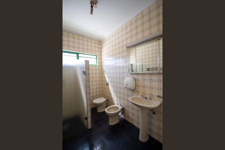 Casa para alugar com 135m², 2 quartos e 1 vagaBanheiro