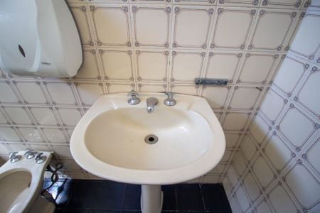 Casa para alugar com 135m², 2 quartos e 1 vagaBanheiro