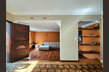 Sala de casa à venda com 3 quartos, 330m² em Planalto Paulista, São Paulo