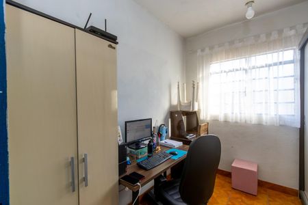 Casa à venda com 180m², 3 quartos e 2 vagas Casa à venda com 180m², 3 quartos e 2 vagasQuarto 3