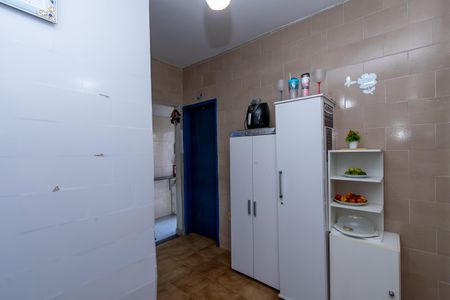 Casa à venda com 180m², 3 quartos e 2 vagas Casa à venda com 180m², 3 quartos e 2 vagasCozinha