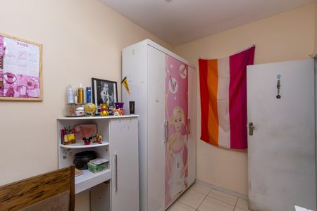 Casa à venda com 180m², 3 quartos e 2 vagas Casa à venda com 180m², 3 quartos e 2 vagasQuarto 1