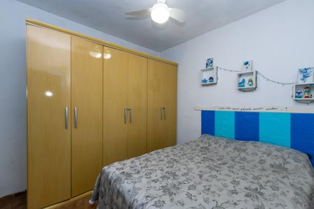 Casa à venda com 180m², 3 quartos e 2 vagas Casa à venda com 180m², 3 quartos e 2 vagasQuarto 2