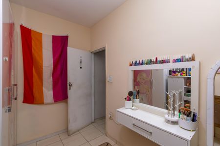 Casa à venda com 180m², 3 quartos e 2 vagas Casa à venda com 180m², 3 quartos e 2 vagasQuarto 1