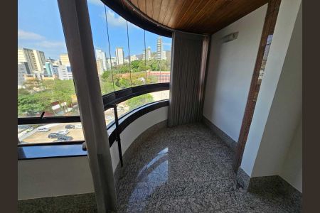 Apartamento para alugar com 80m², 2 quartos e 2 vagas