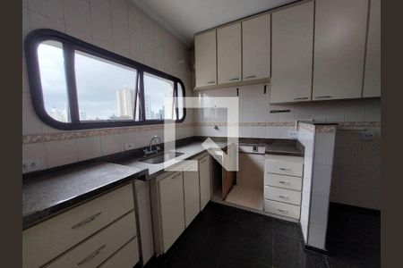 Apartamento à venda com 125m², 3 quartos e 2 vagasCozinha