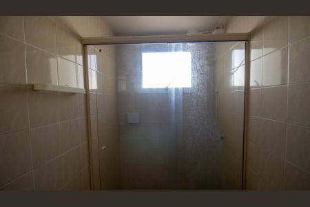 Casa de condomínio à venda com 191m², 4 quartos e 3 vagas Casa de condomínio à venda com 191m², 4 quartos e 3 vagasBanheiro Social 1