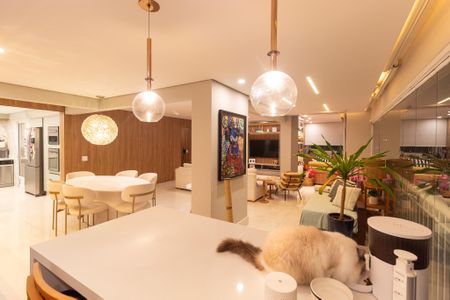 Apartamento à venda com 181m², 4 quartos e 2 vagasVaranda gourmet