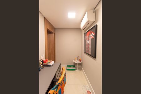 Apartamento à venda com 181m², 4 quartos e 2 vagasQuarto 2