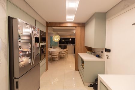 Apartamento à venda com 181m², 4 quartos e 2 vagasCozinha