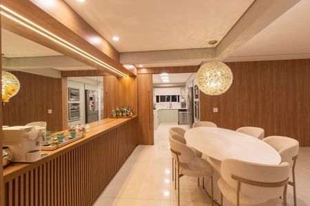 Apartamento à venda com 181m², 4 quartos e 2 vagasSala