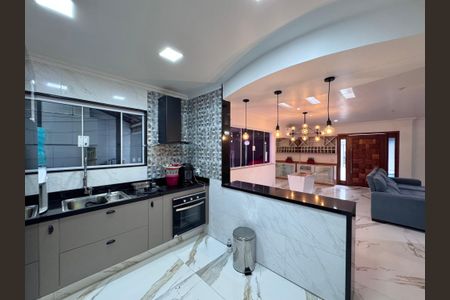 Casa de condomínio para alugar com 400m², 5 quartos e 2 vagasCozinha