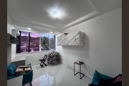 Casa de condomínio para alugar com 400m², 5 quartos e 2 vagasQuarto