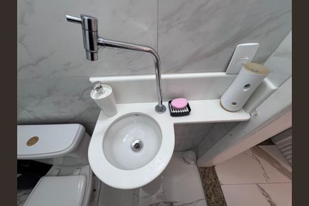 Casa de condomínio para alugar com 400m², 5 quartos e 2 vagasLavabo