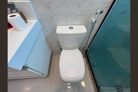 Casa de condomínio para alugar com 400m², 5 quartos e 2 vagasBanheiro da Suíte 3