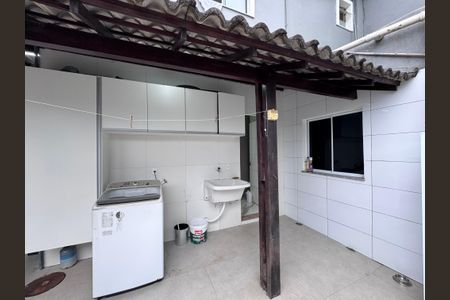 Casa de condomínio para alugar com 400m², 5 quartos e 2 vagasÁrea de Serviço