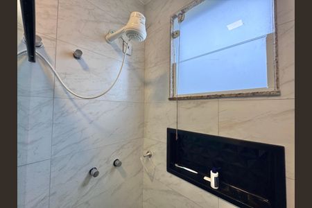 Casa de condomínio para alugar com 400m², 5 quartos e 2 vagasBanheiro Social