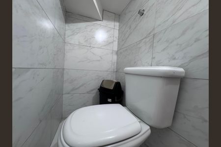 Casa de condomínio para alugar com 400m², 5 quartos e 2 vagasLavabo