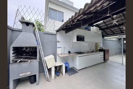 Casa de condomínio para alugar com 400m², 5 quartos e 2 vagasÁrea externa