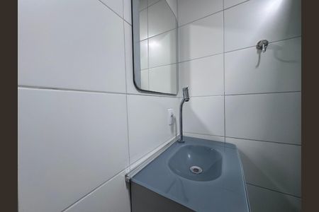 Casa de condomínio para alugar com 400m², 5 quartos e 2 vagasBanheiro da Suíte 4