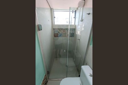 Banheiro de kitnet/studio à venda com 1 quarto, 27m² em Bela Vista, São Paulo