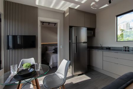 Apartamento à venda com 32m², 1 quarto e sem vagaFoto 02