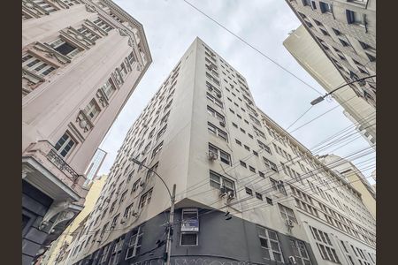 Apartamento para alugar com 60m², 1 quarto e sem vaga Apartamento para alugar com 60m², 1 quarto e sem vagaFachada