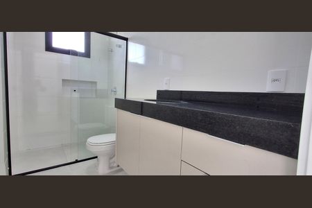 Casa para alugar com 220m², 3 quartos e 4 vagasBanheiro Suíte 1