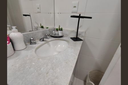 Apartamento à venda com 172m², 3 quartos e 2 vagasBanheiro da Suíte 2