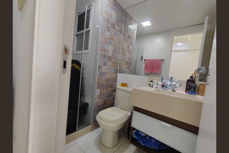 Apartamento à venda com 172m², 3 quartos e 2 vagasBanheiro social
