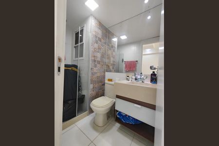 Apartamento à venda com 172m², 3 quartos e 2 vagasBanheiro social