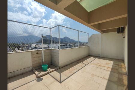 Apartamento à venda com 172m², 3 quartos e 2 vagasCobertura