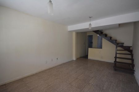 Sala de casa de condomínio para alugar com 2 quartos, 64m² em Campo Grande, Rio de Janeiro