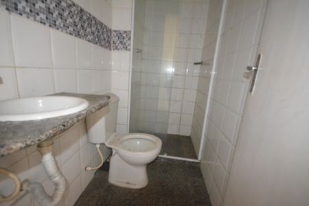 Casa de condomínio para alugar com 64m², 2 quartos e 1 vagaBanheiro