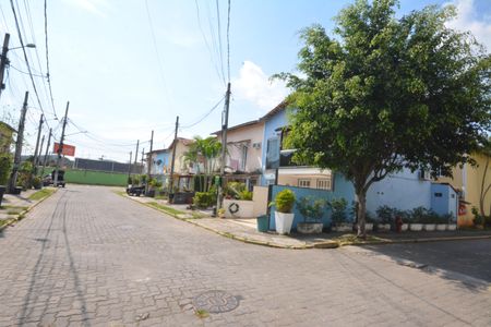 Casa de condomínio para alugar com 64m², 2 quartos e 1 vagaVista da Rua