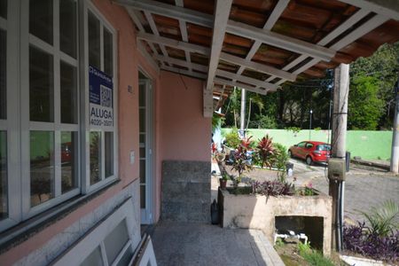 Casa de condomínio para alugar com 64m², 2 quartos e 1 vagavaranda