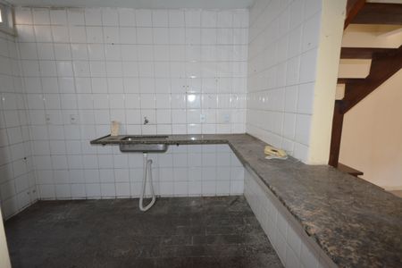 Casa de condomínio para alugar com 64m², 2 quartos e 1 vagaCozinha