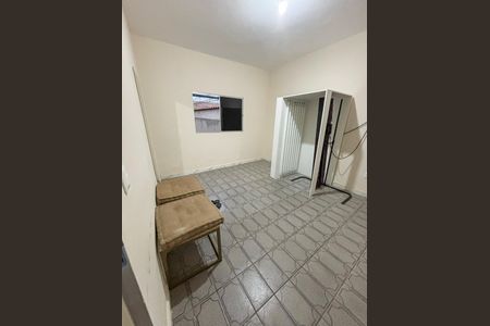 Casa para alugar com 80m², 1 quarto e 1 vagaEdícula