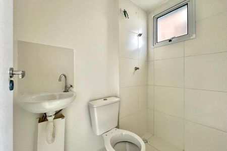Banheiro de kitnet/studio à venda com 1 quarto, 20m² em Chácara Inglesa, São Paulo