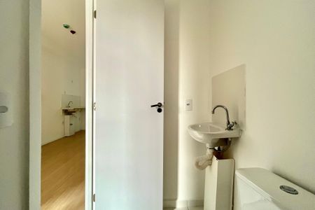 Studio à venda com 20m², 1 quarto e sem vaga Studio à venda com 20m², 1 quarto e sem vagaBanheiro
