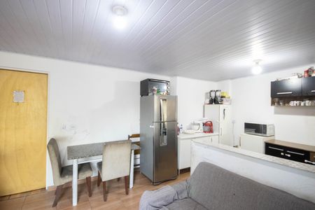 Sala/Cozinha  de casa à venda com 4 quartos, 100m² em Vila Nova Galvão, São Paulo