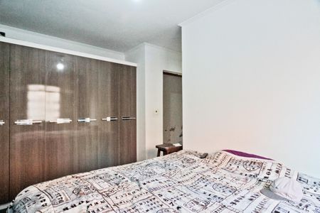 Casa para alugar com 243m², 4 quartos e 3 vagas Casa para alugar com 243m², 4 quartos e 3 vagasSuíte 1