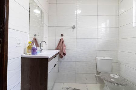 Casa à venda com 116m², 2 quartos e 2 vagasBanheiro 1
